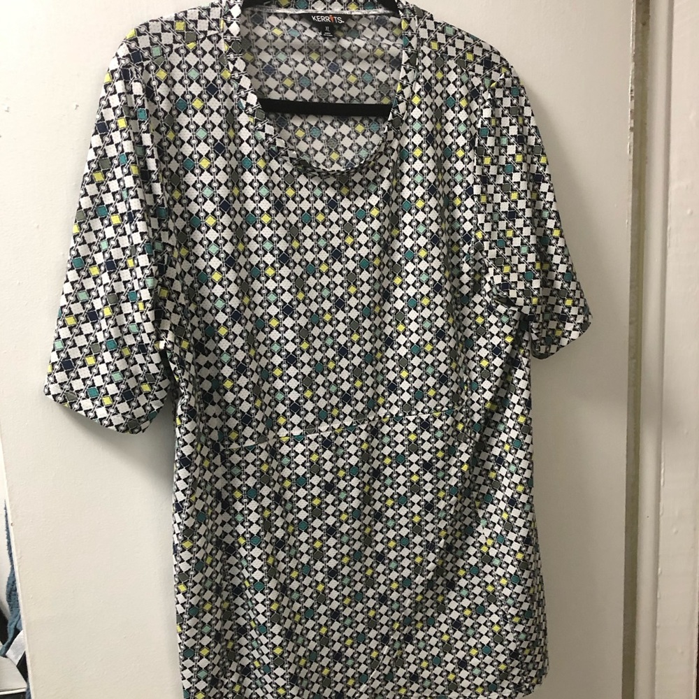 Used xl kerrits tunic. Deco bits